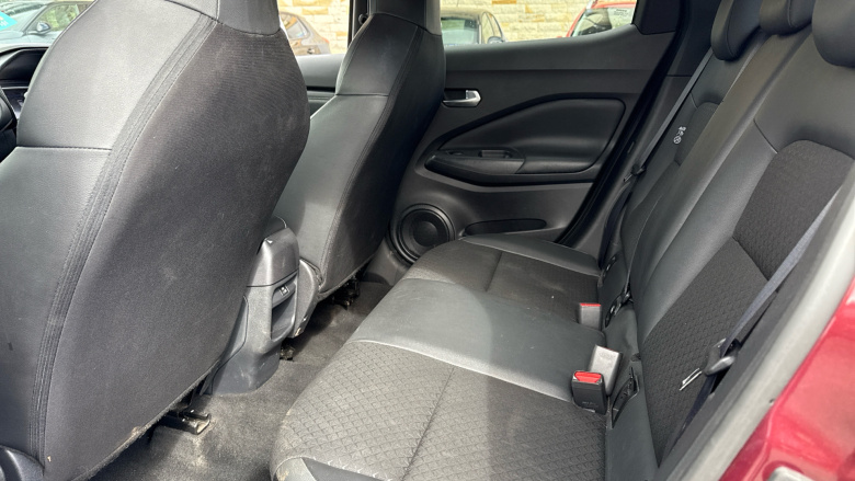 Nissan Juke 1.0 DiG-T 114 N-Connecta 5dr Petrol Hatchback